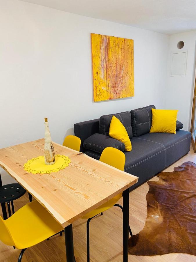 Apartma Lupis Podvolovljek Bagian luar foto
