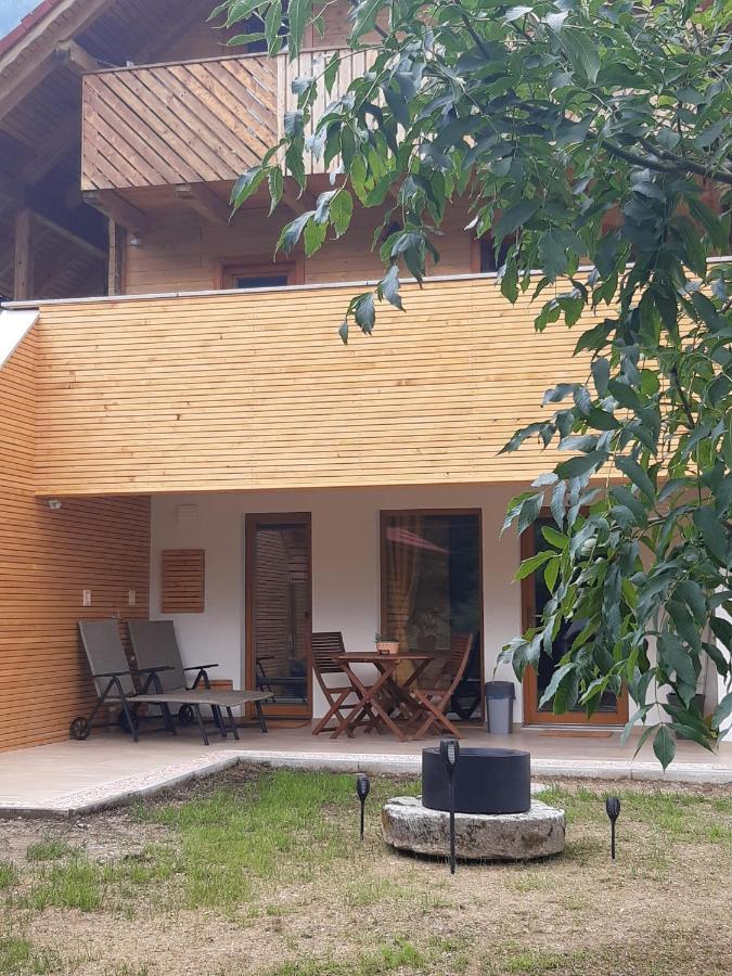Apartma Lupis Podvolovljek Bagian luar foto