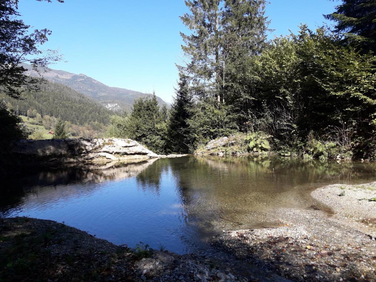 Apartma Lupis Podvolovljek Bagian luar foto
